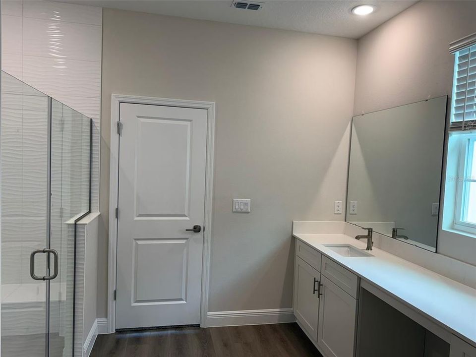 For Rent: $2,900 (4 beds, 3 baths, 2289 Square Feet)