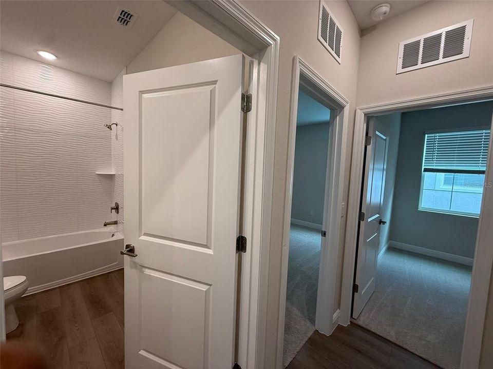 For Rent: $2,900 (4 beds, 3 baths, 2289 Square Feet)