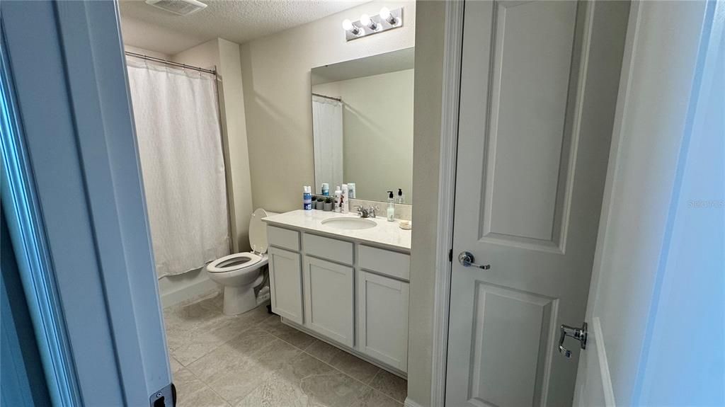 En Renta: $2,650 (3 camas, 2 baños, 1760 Pies cuadrados)