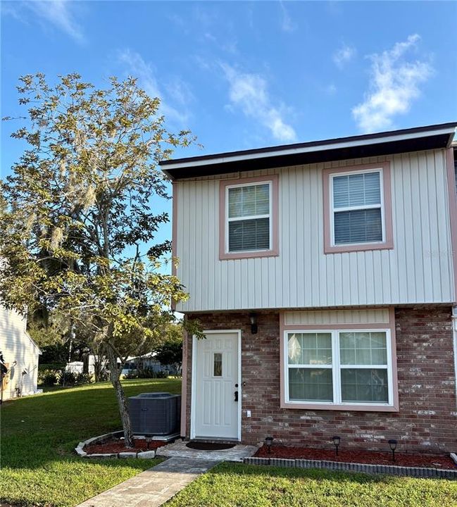 En Venta: $199,900 (2 camas, 1 baños, 960 Pies cuadrados)