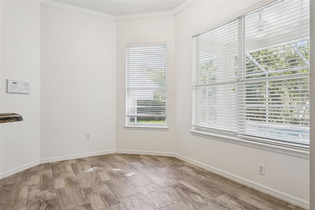 В аренду: $4,500 (4 спален, 3 ванн, 3647 Квадратных фут)