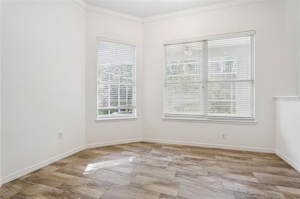 В аренду: $4,500 (4 спален, 3 ванн, 3647 Квадратных фут)