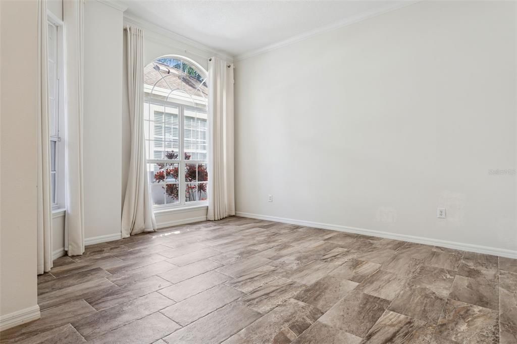 В аренду: $4,500 (4 спален, 3 ванн, 3647 Квадратных фут)