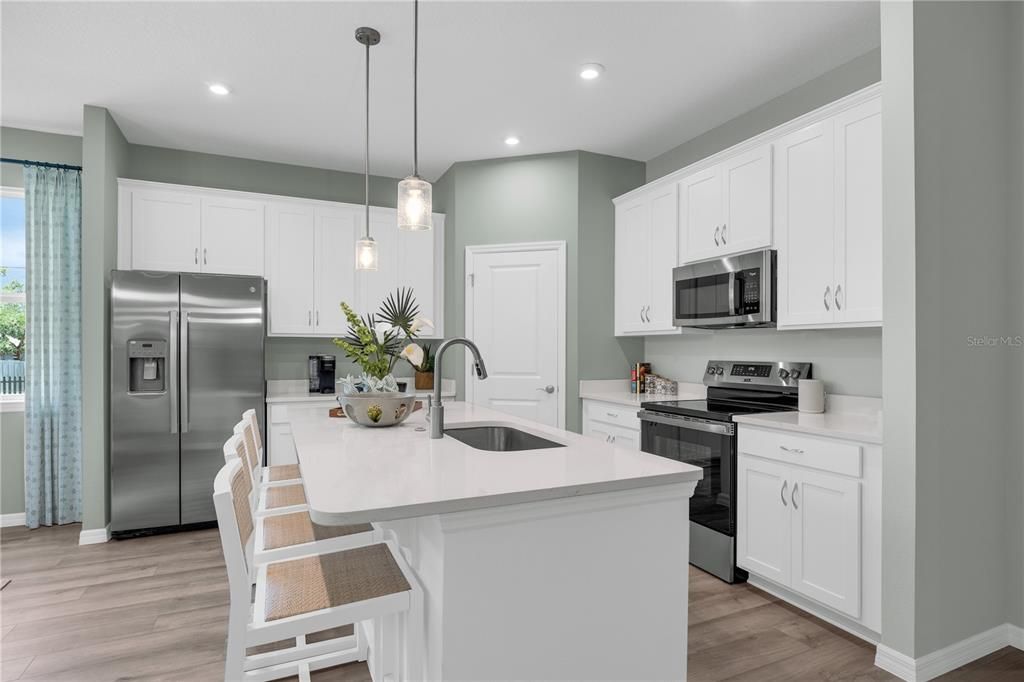 For Sale: $388,810 (4 beds, 3 baths, 2210 Square Feet)