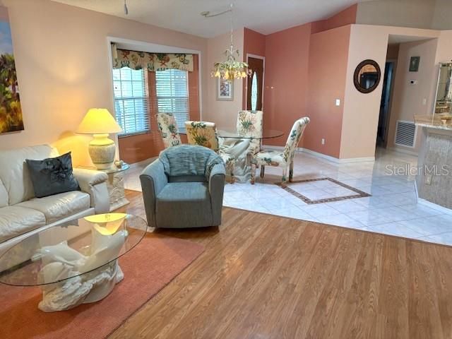 For Rent: $1,875 (2 beds, 2 baths, 1260 Square Feet)