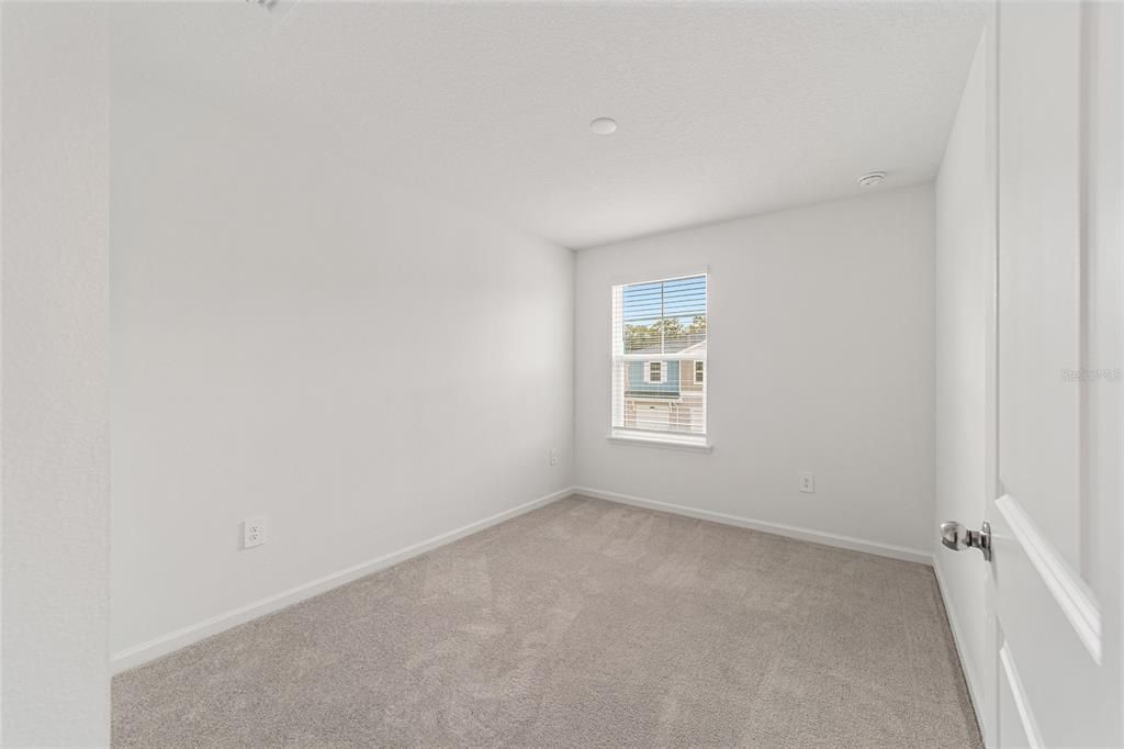 出租: $1,700 (3 贝兹, 2 浴室, 1708 平方英尺)