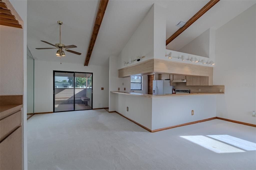 待售: $675,000 (4 贝兹, 2 浴室, 2329 平方英尺)