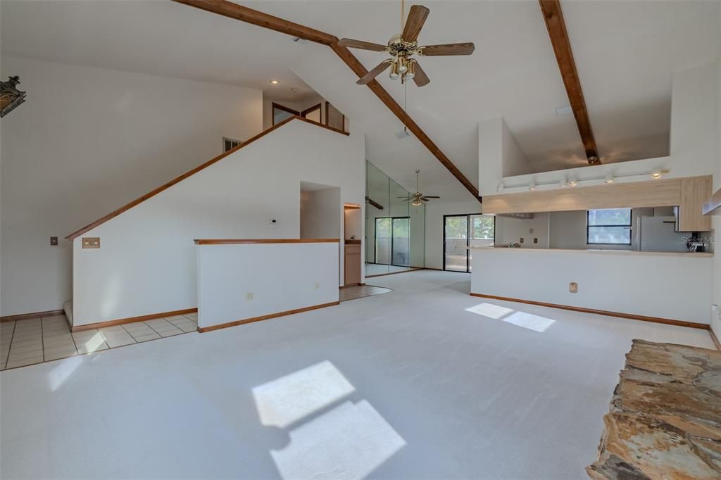 待售: $675,000 (4 贝兹, 2 浴室, 2329 平方英尺)