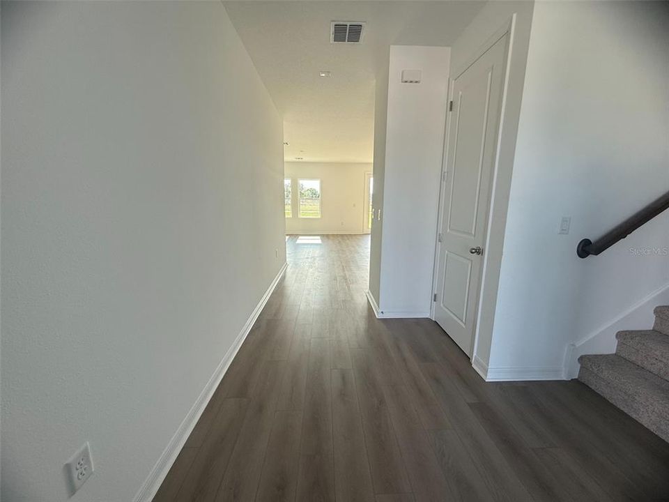 待售: $499,990 (5 贝兹, 3 浴室, 2725 平方英尺)