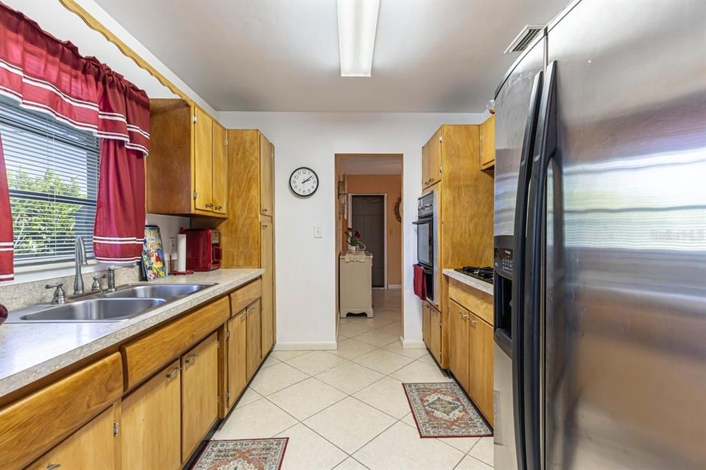 На продажу: $349,000 (3 спален, 2 ванн, 1344 Квадратных фут)