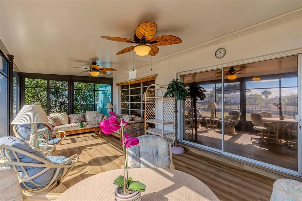 На продажу: $349,000 (3 спален, 2 ванн, 1344 Квадратных фут)