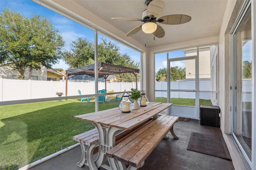 For Sale: $425,000 (4 beds, 2 baths, 2317 Square Feet)