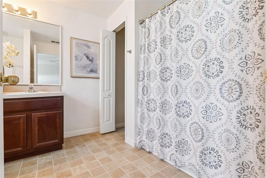 For Sale: $425,000 (4 beds, 2 baths, 2317 Square Feet)