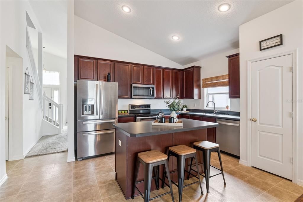 For Sale: $425,000 (4 beds, 2 baths, 2317 Square Feet)