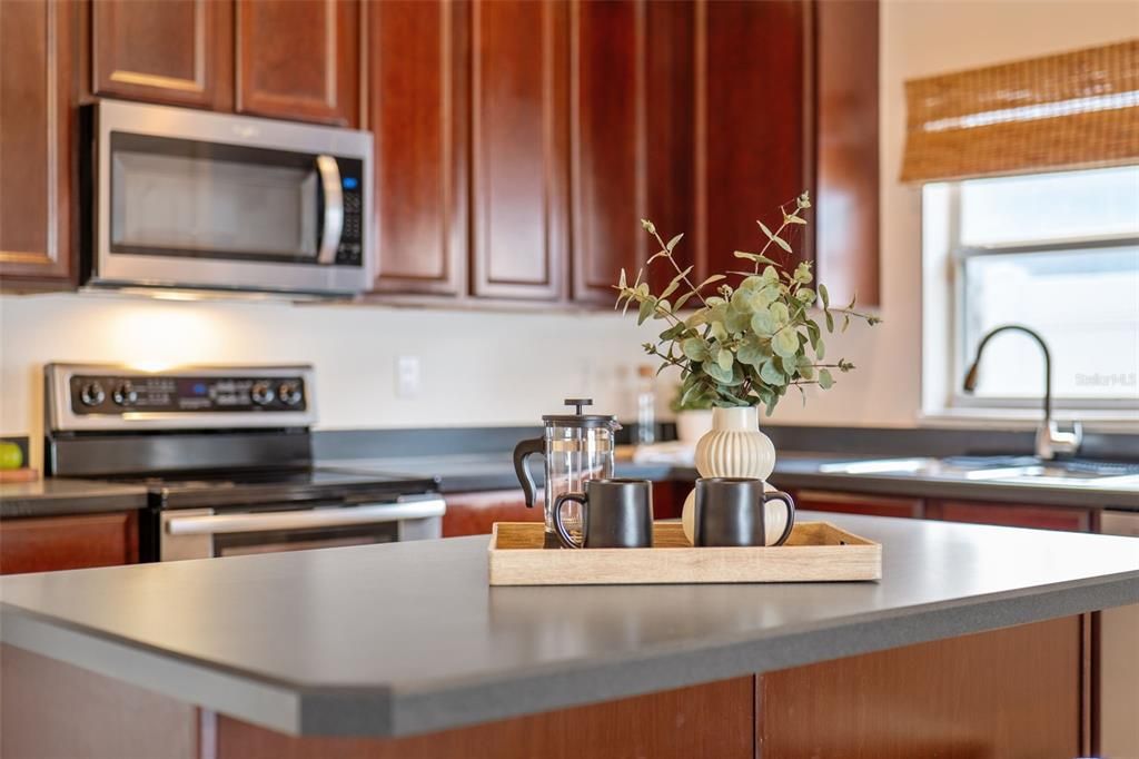 For Sale: $425,000 (4 beds, 2 baths, 2317 Square Feet)