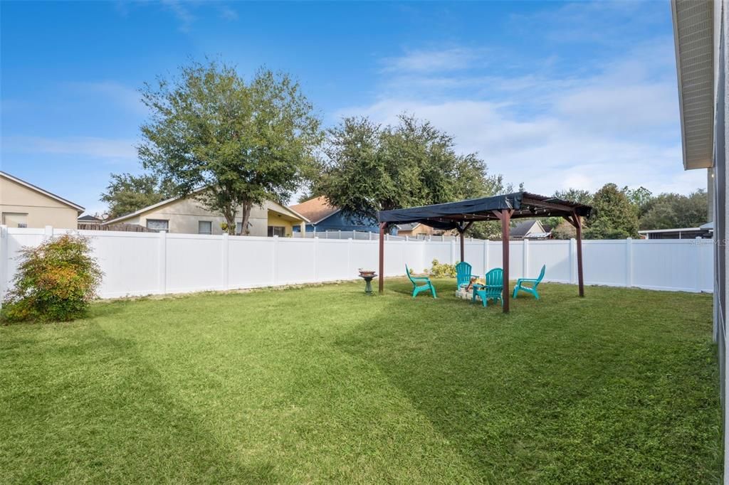 For Sale: $425,000 (4 beds, 2 baths, 2317 Square Feet)