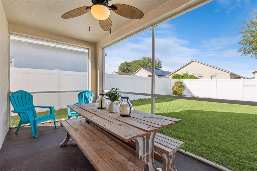 For Sale: $425,000 (4 beds, 2 baths, 2317 Square Feet)