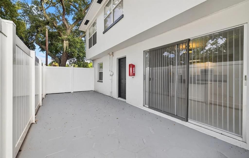 В аренду: $2,000 (2 спален, 1 ванн, 1100 Квадратных фут)