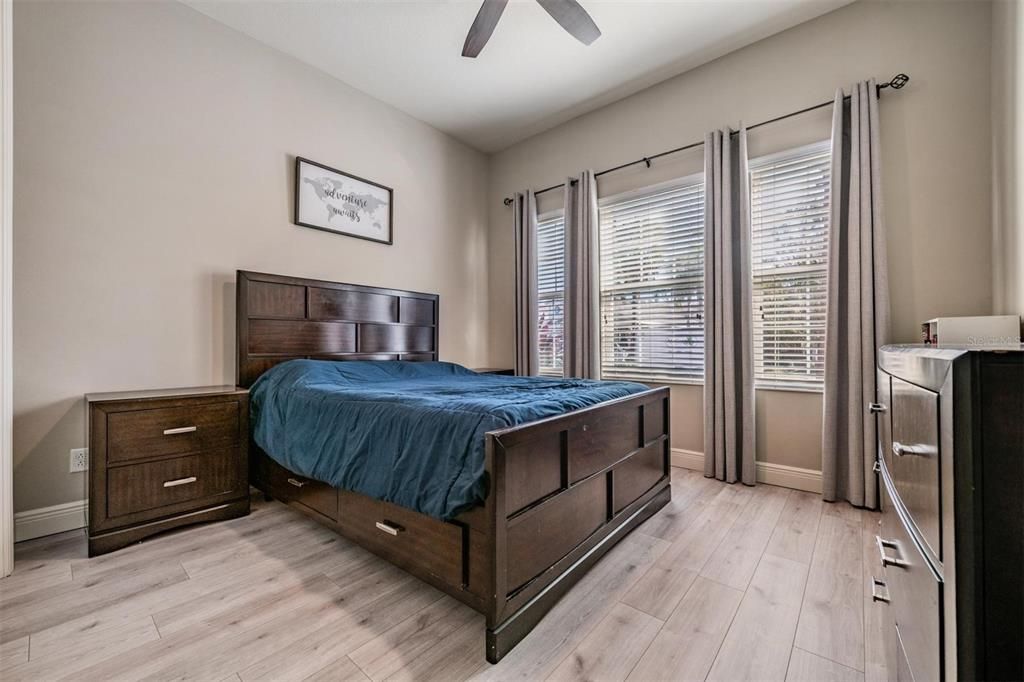 For Sale: $539,900 (4 beds, 3 baths, 2562 Square Feet)