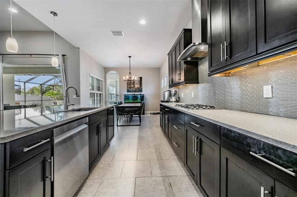 For Sale: $539,900 (4 beds, 3 baths, 2562 Square Feet)