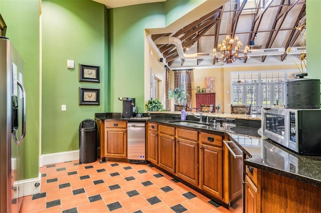 For Sale: $539,900 (4 beds, 3 baths, 2562 Square Feet)