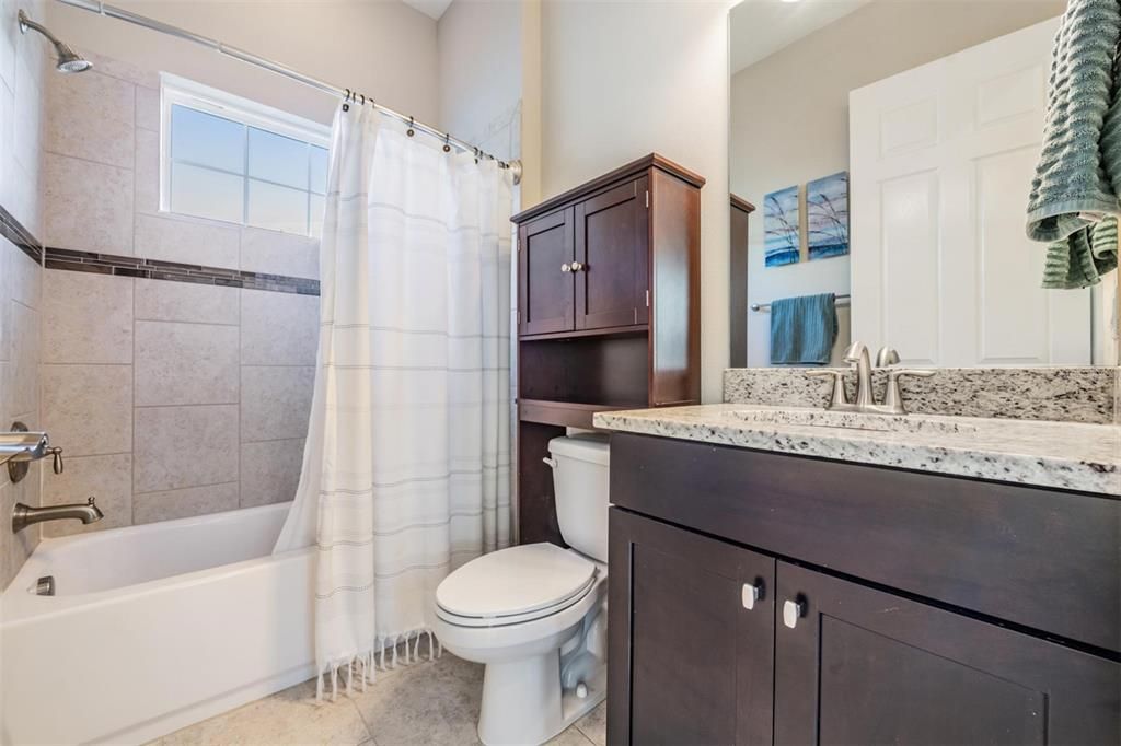 For Sale: $539,900 (4 beds, 3 baths, 2562 Square Feet)