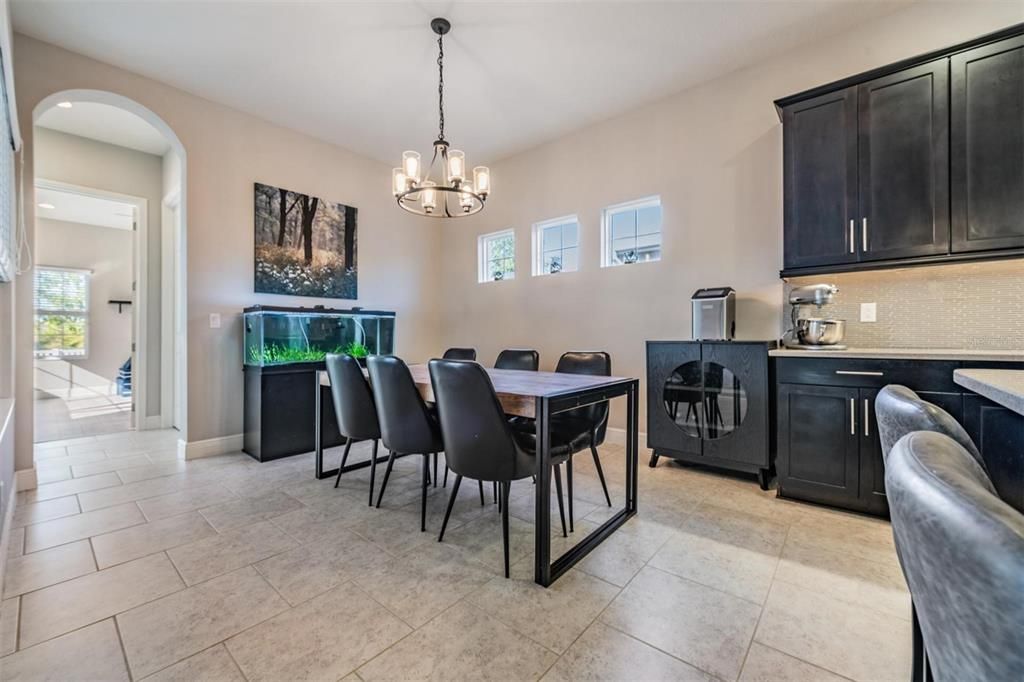 For Sale: $539,900 (4 beds, 3 baths, 2562 Square Feet)