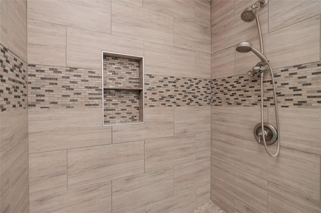 待售: $399,900 (3 贝兹, 2 浴室, 1678 平方英尺)