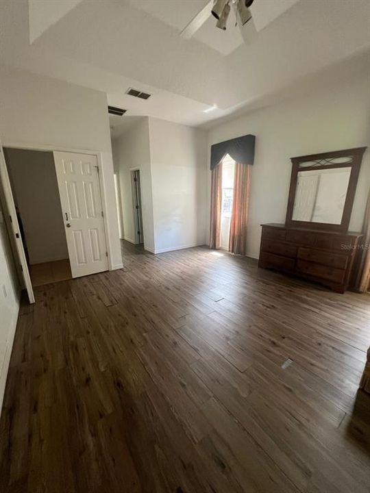 На продажу: $375,000 (3 спален, 2 ванн, 2104 Квадратных фут)