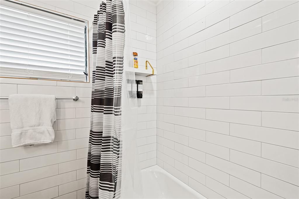 En Venta: $650,000 (2 camas, 2 baños, 1208 Pies cuadrados)