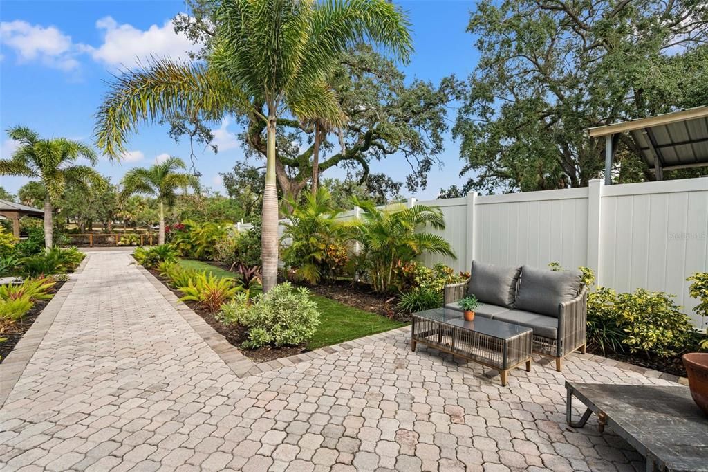 En Venta: $650,000 (2 camas, 2 baños, 1208 Pies cuadrados)