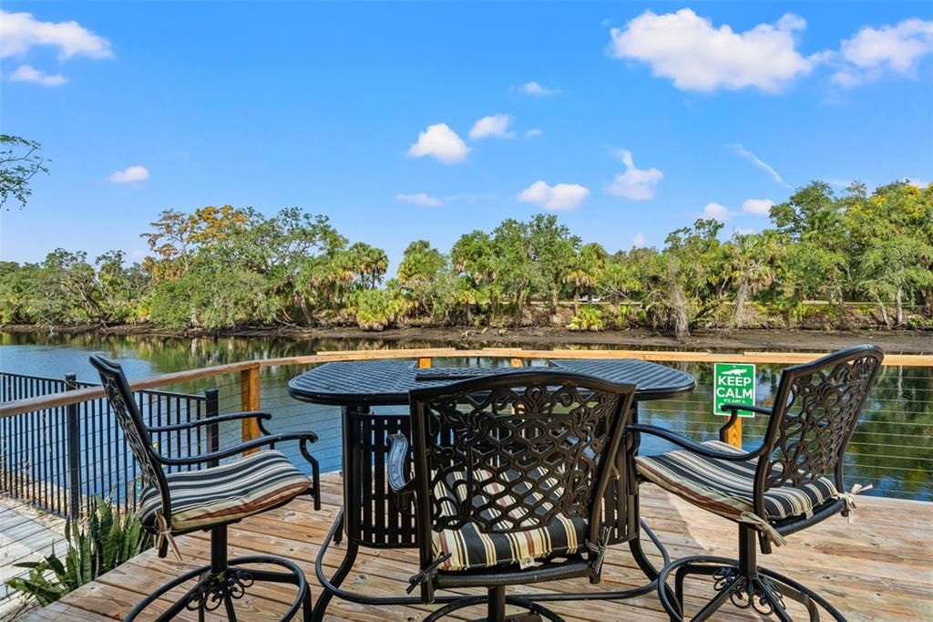 En Venta: $650,000 (2 camas, 2 baños, 1208 Pies cuadrados)