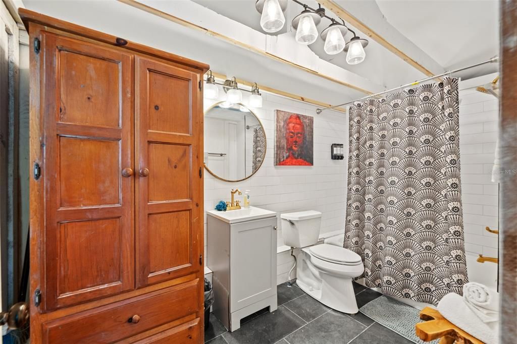 En Venta: $650,000 (2 camas, 2 baños, 1208 Pies cuadrados)