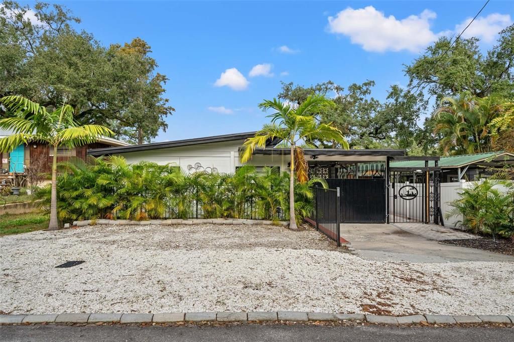 En Venta: $650,000 (2 camas, 2 baños, 1208 Pies cuadrados)