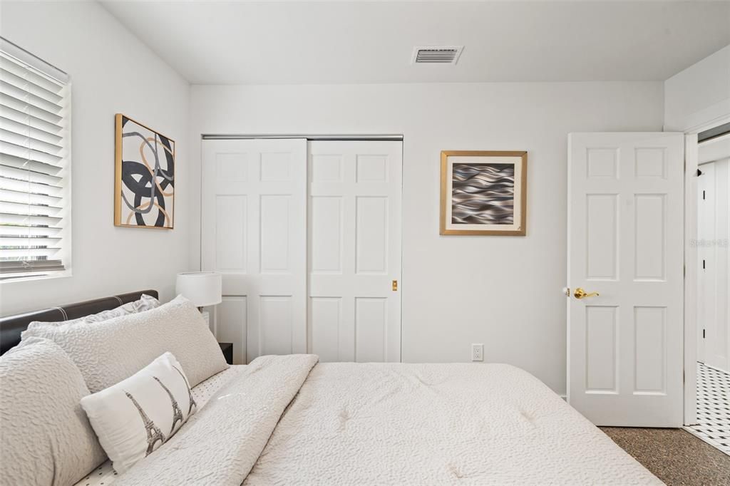 En Venta: $650,000 (2 camas, 2 baños, 1208 Pies cuadrados)