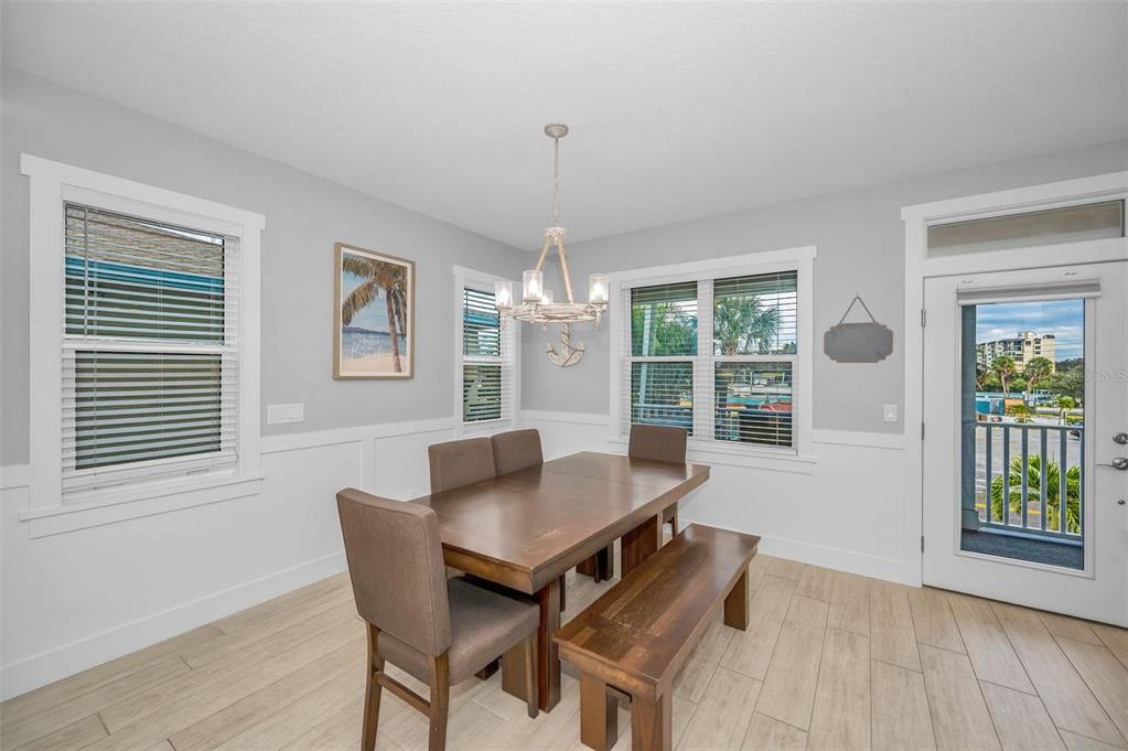 For Sale: $2,100,000 (4 beds, 3 baths, 1940 Square Feet)