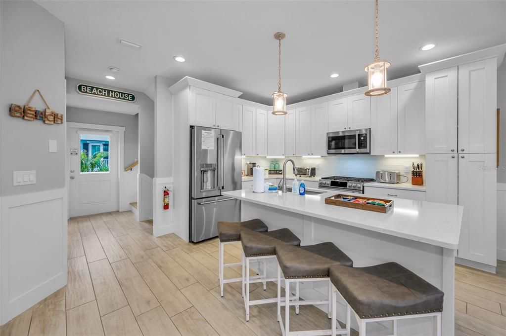 For Sale: $2,100,000 (4 beds, 3 baths, 1940 Square Feet)