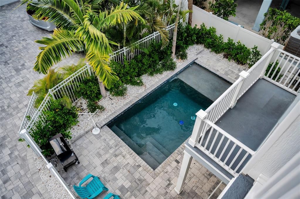 For Sale: $2,100,000 (4 beds, 3 baths, 1940 Square Feet)