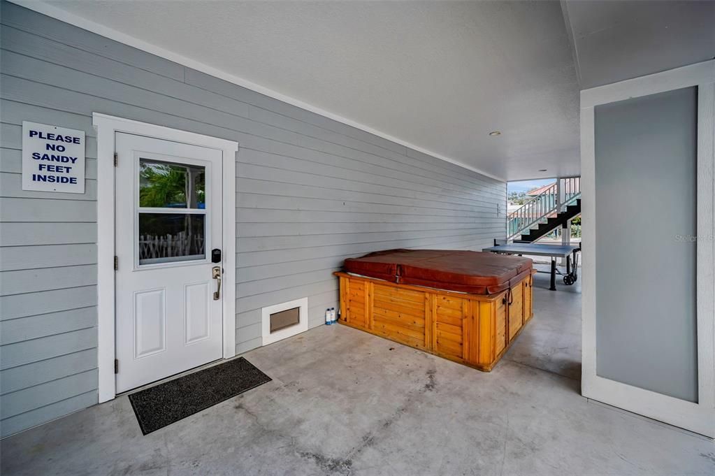 For Sale: $2,100,000 (4 beds, 3 baths, 1940 Square Feet)