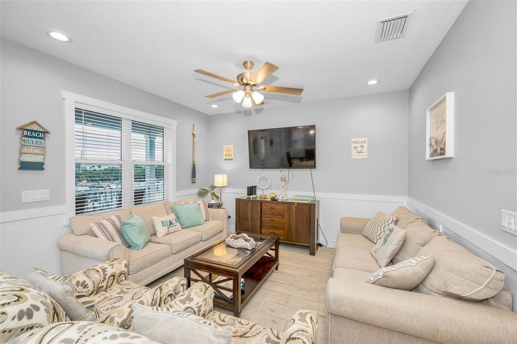 For Sale: $2,100,000 (4 beds, 3 baths, 1940 Square Feet)