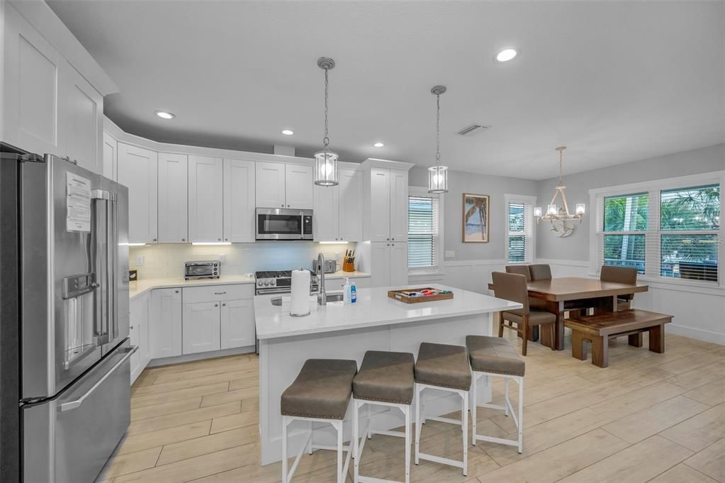 For Sale: $2,100,000 (4 beds, 3 baths, 1940 Square Feet)