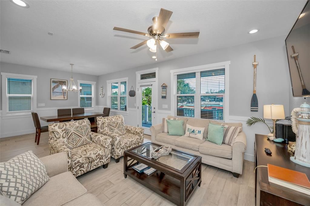 For Sale: $2,100,000 (4 beds, 3 baths, 1940 Square Feet)