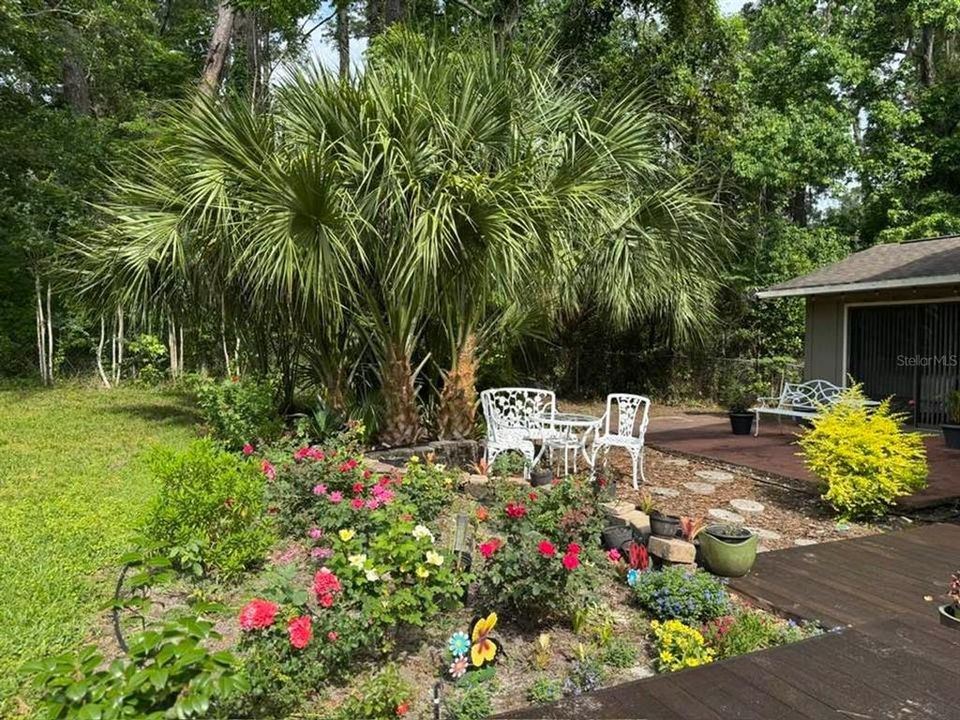 For Rent: $3,000 (4 beds, 2 baths, 2030 Square Feet)