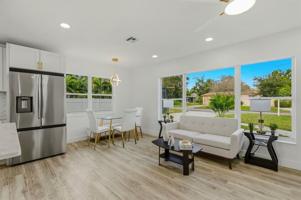 待售: $515,000 (3 贝兹, 2 浴室, 1572 平方英尺)