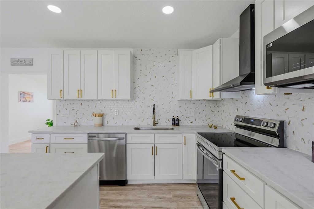 待售: $515,000 (3 贝兹, 2 浴室, 1572 平方英尺)