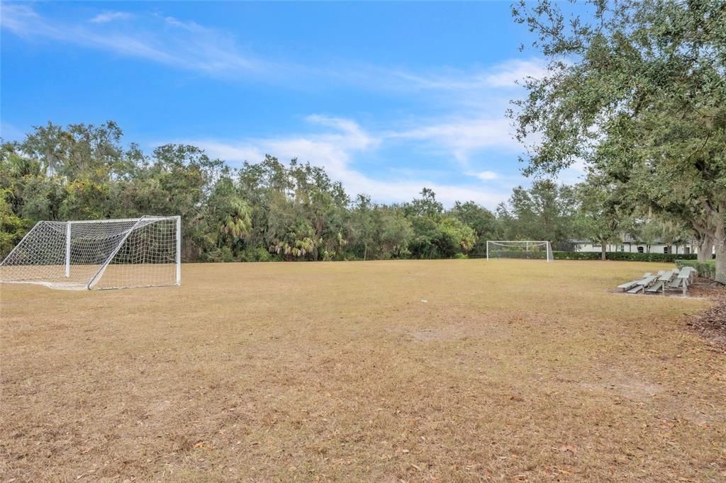 En Venta: $510,000 (4 camas, 3 baños, 2613 Pies cuadrados)