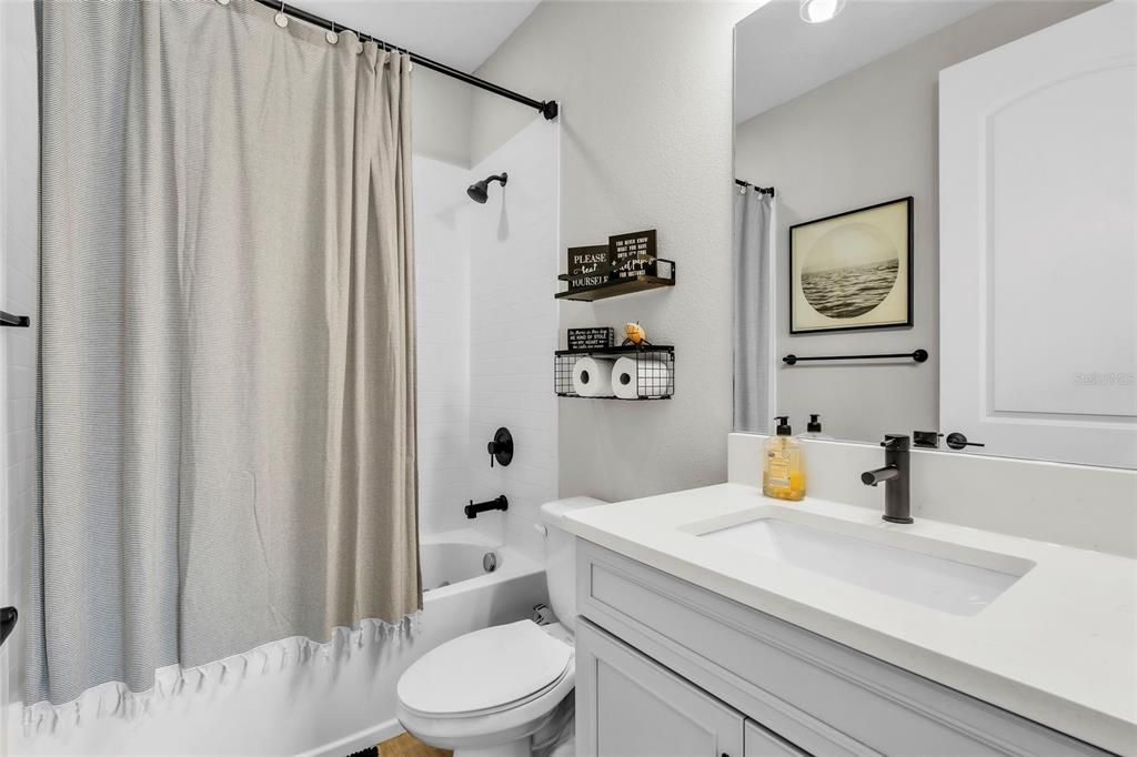 En Venta: $510,000 (4 camas, 3 baños, 2613 Pies cuadrados)