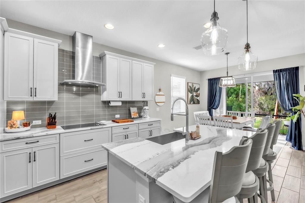 En Venta: $510,000 (4 camas, 3 baños, 2613 Pies cuadrados)