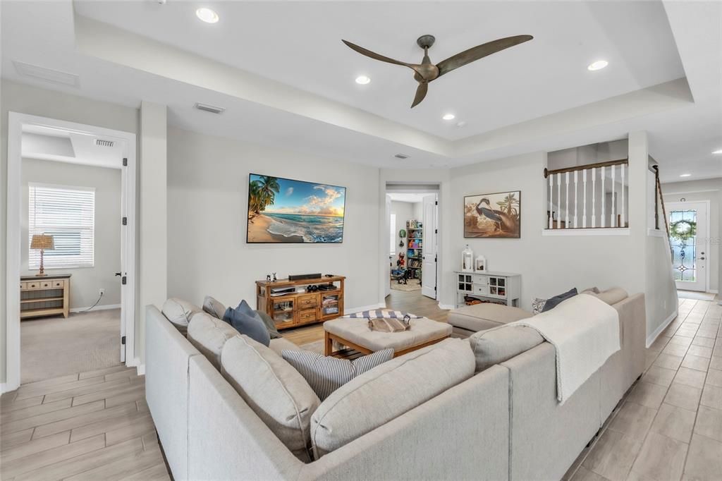 En Venta: $510,000 (4 camas, 3 baños, 2613 Pies cuadrados)