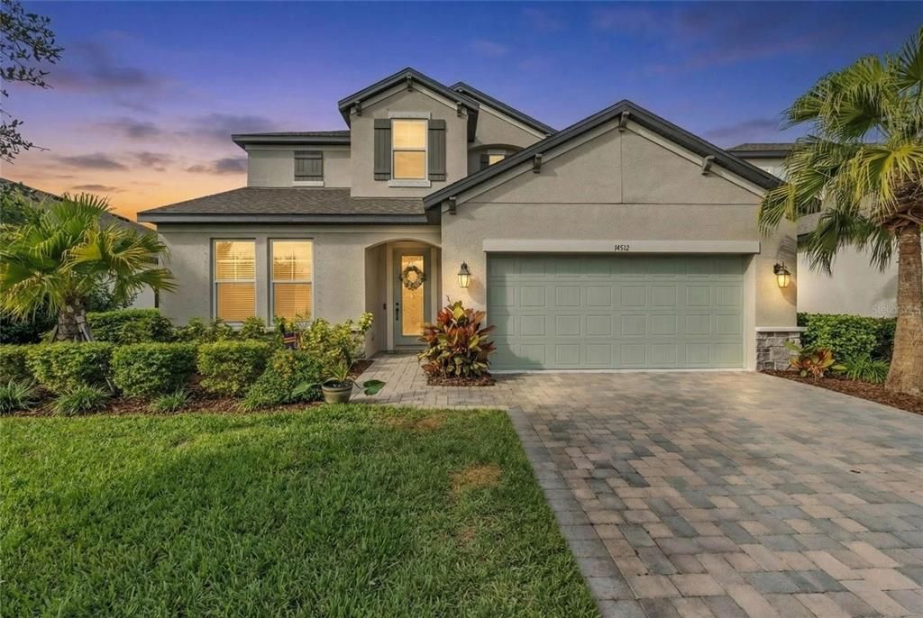 En Venta: $510,000 (4 camas, 3 baños, 2613 Pies cuadrados)